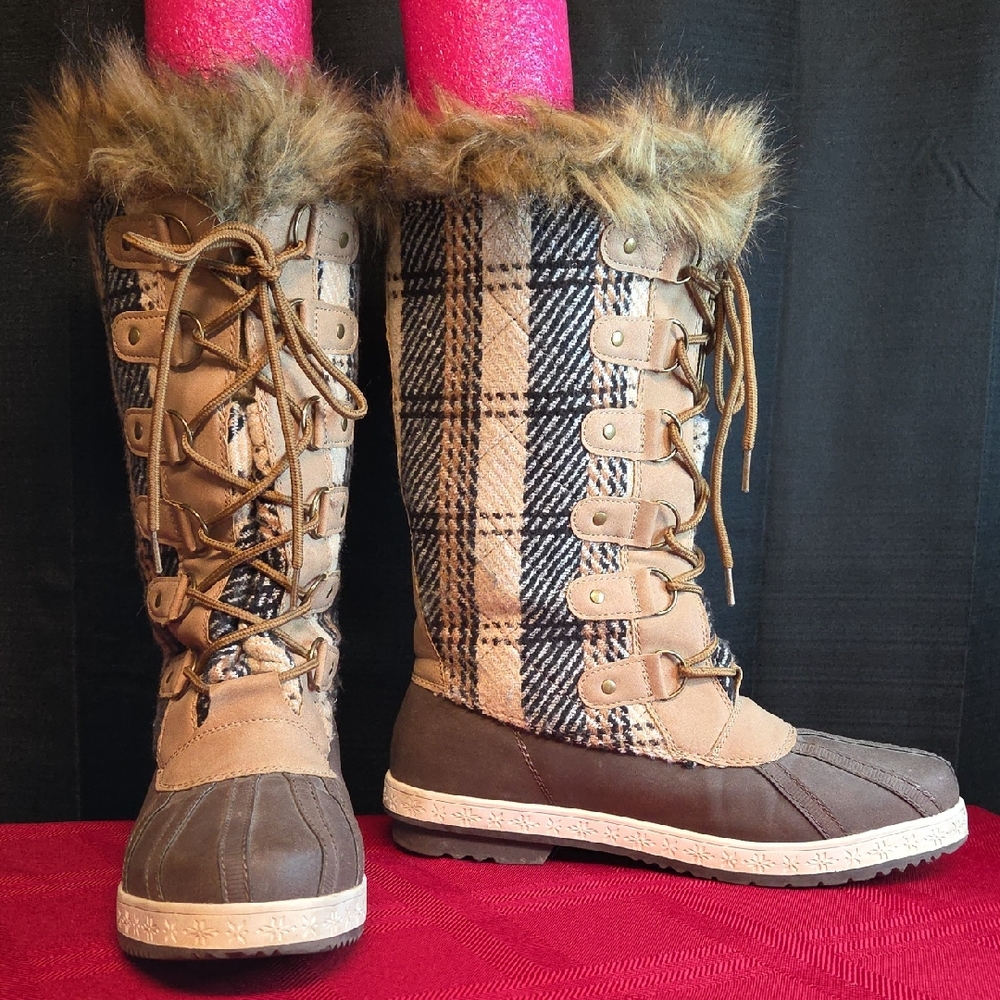 Plaid Lace Up Boots With Faux Fur Top